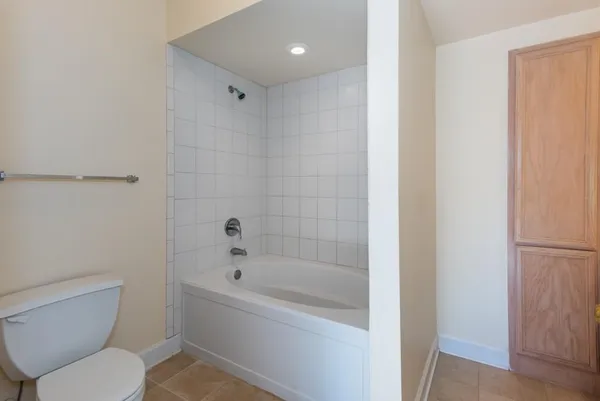 $282,900 | 3777 Peachtree Road Northeast, Unit 1007, Brookhaven, GA 30319