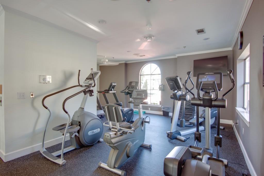 3777 Peachtree Road Northeast, Unit 1007 Brookhaven, GA 30319 - Photo 34 of 39 a view of a room with gym equipment