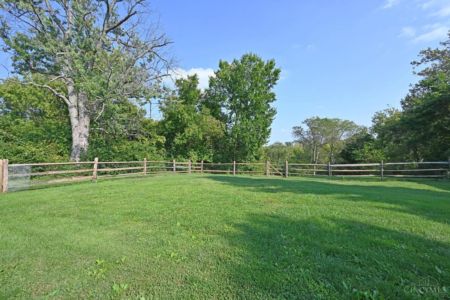 5146 Valley Ridge Road Cincinnati, OH 45247 - Photo 22 of 26 Gallery Image 22