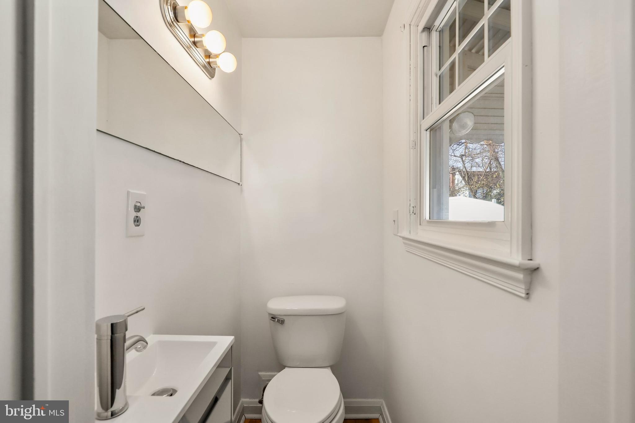 5550 Gayland Road Baltimore, MD 21227 - Photo 19 of 28