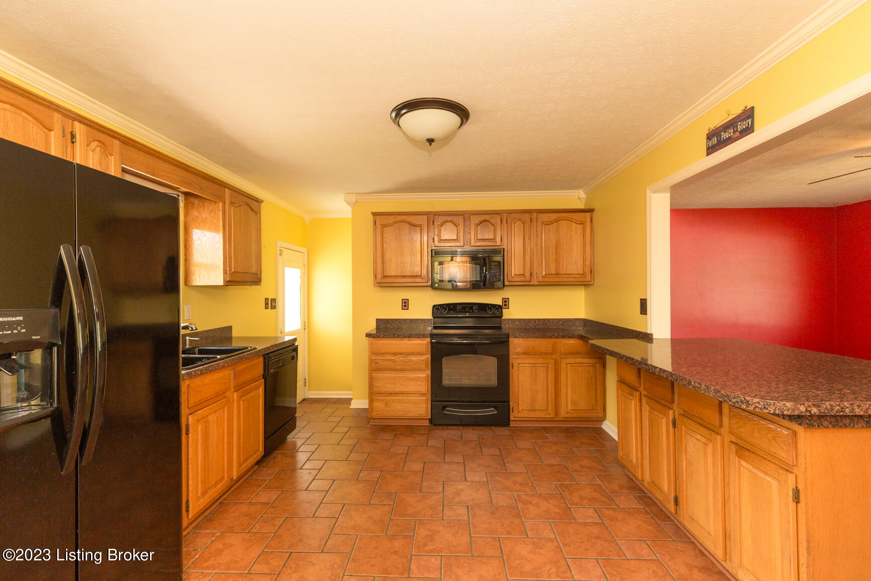 2606 Alps Road Louisville, KY 40216 - Photo 10 of 40 2606 Alps-10