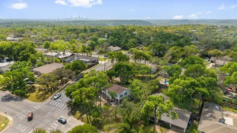 $875,000 | 4101 Far W Boulevard, Austin, TX 78731