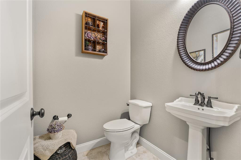 529 Perry Lane Robinson, TX 76706 - Photo 16 of 32