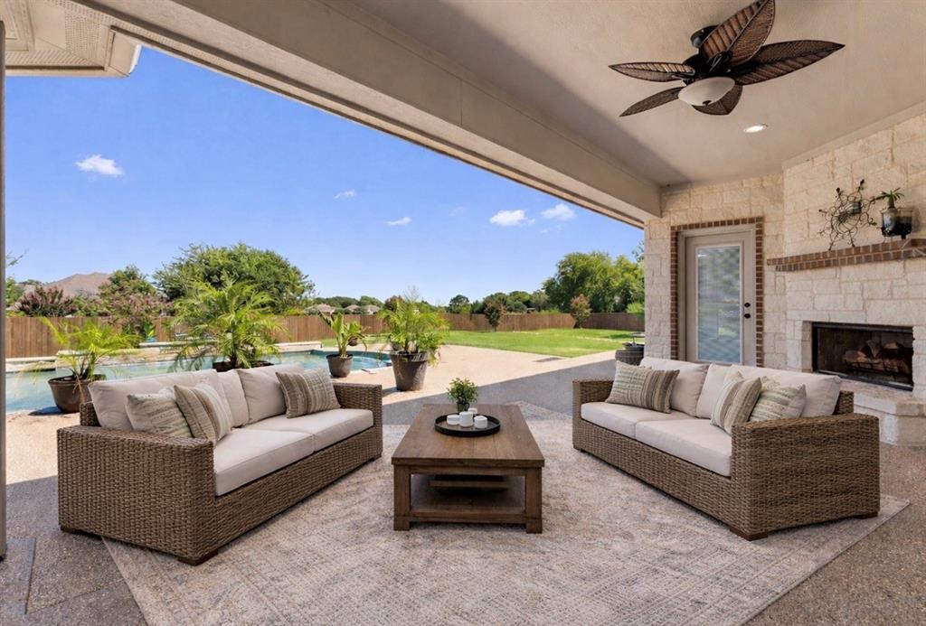 529 Perry Lane Robinson, TX 76706 - Photo 24 of 32 Virtually staged.