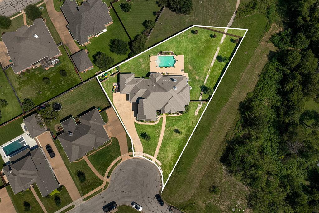 529 Perry Lane Robinson, TX 76706 - Photo 31 of 32