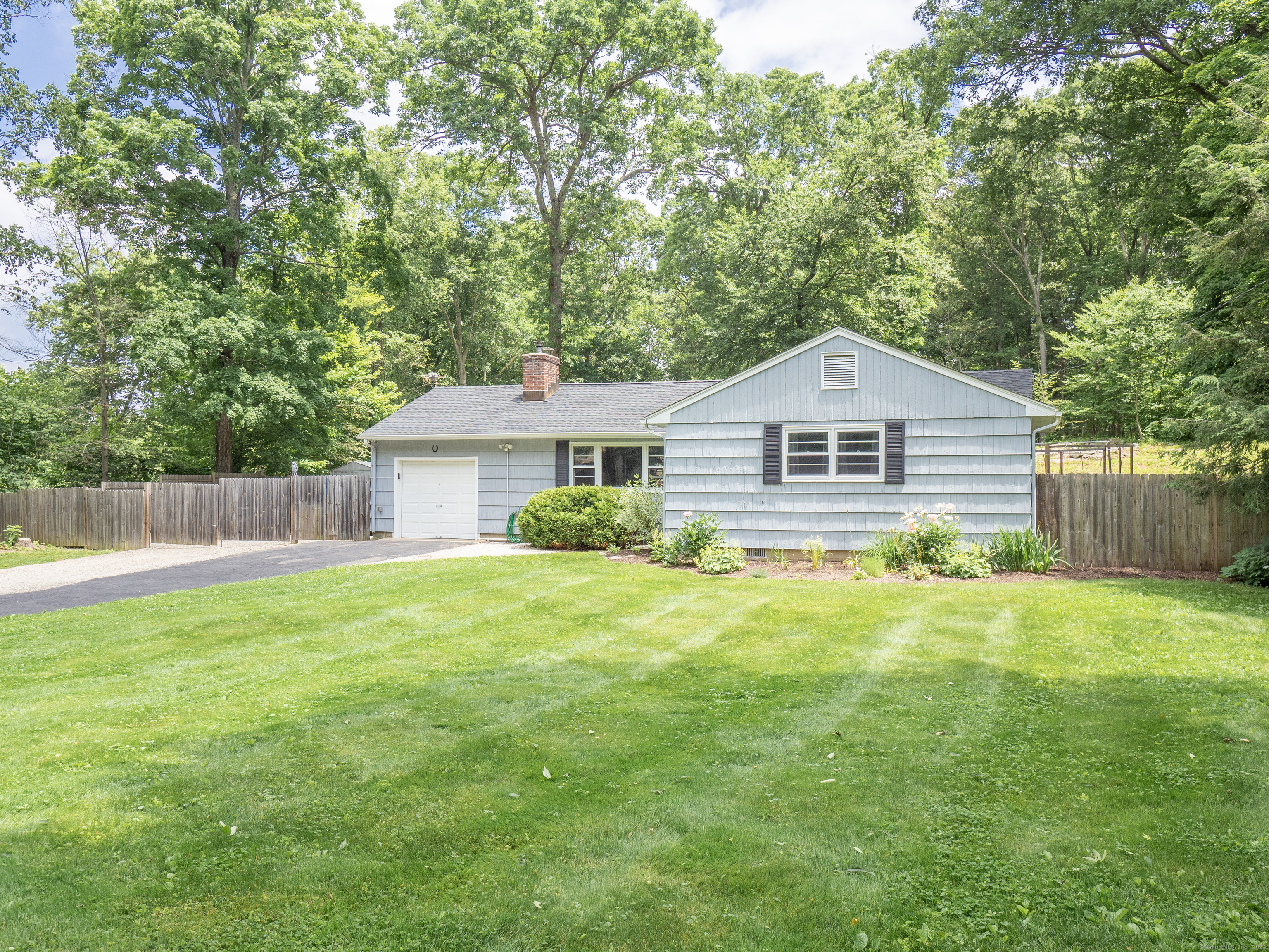 45 Bayberry Hill Road Ridgefield, CT 06877 - Photo 1 of 1
