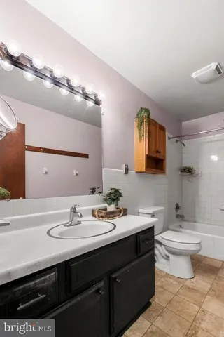 $269,900 | 229 Circle Drive, Quarryville, PA 17566