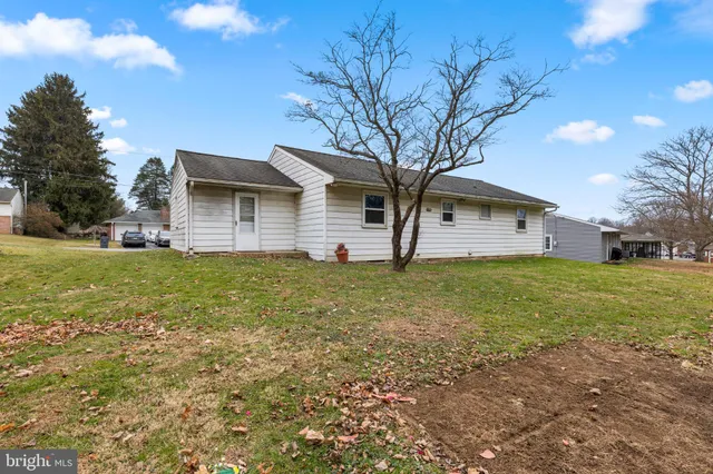 $269,900 | 229 Circle Drive, Quarryville, PA 17566