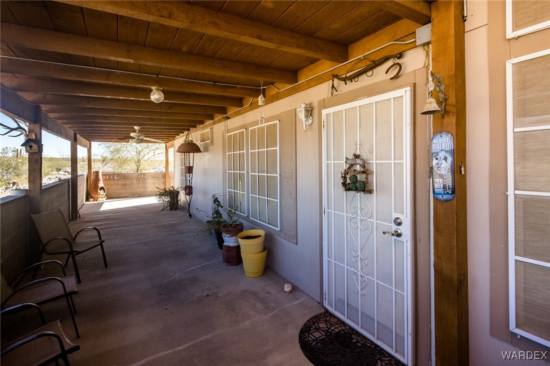 15405 South Custer Road Yucca, AZ 86438 - Photo 8 of 82 Patio