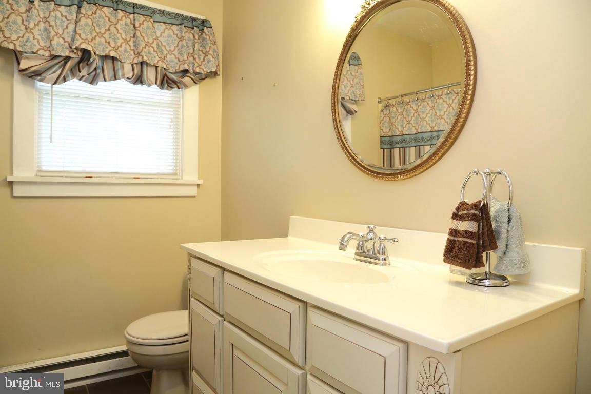 1721 Lampeter Road Lancaster, PA 17602 - Photo 11 of 20 Gallery Image 11