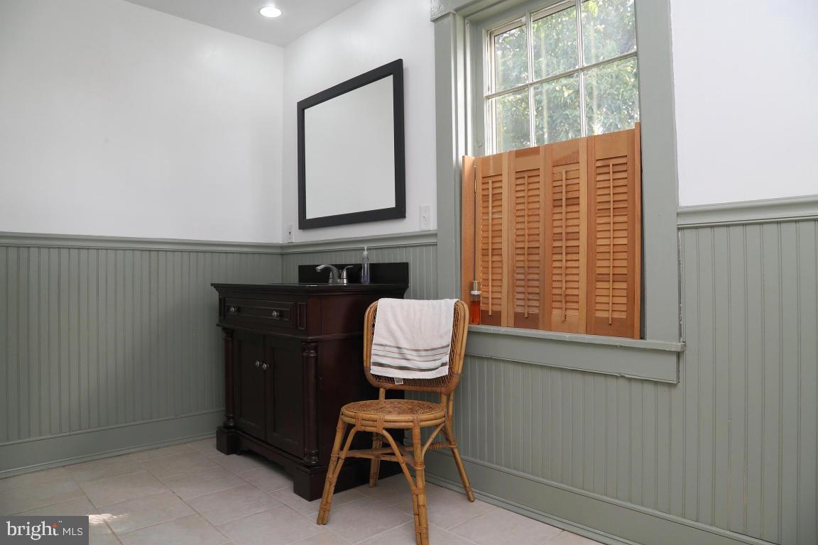 1721 Lampeter Road Lancaster, PA 17602 - Photo 16 of 20 Gallery Image 16