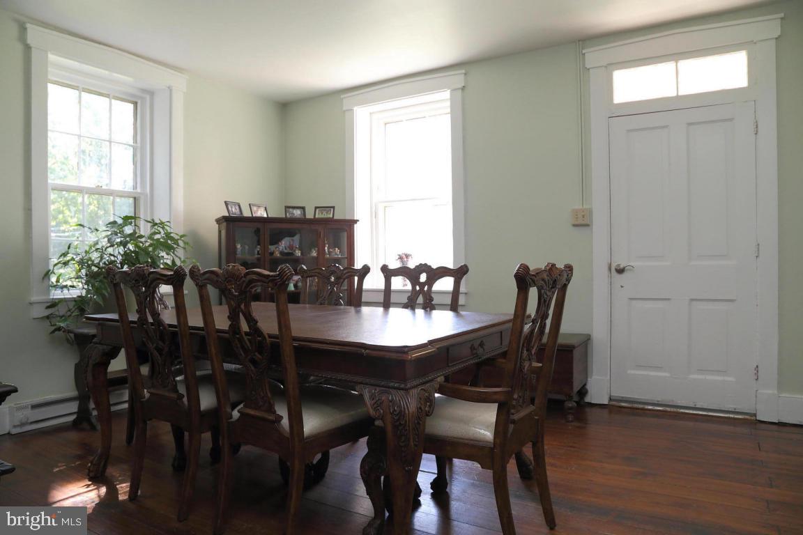 1721 Lampeter Road Lancaster, PA 17602 - Photo 7 of 20 Gallery Image 7