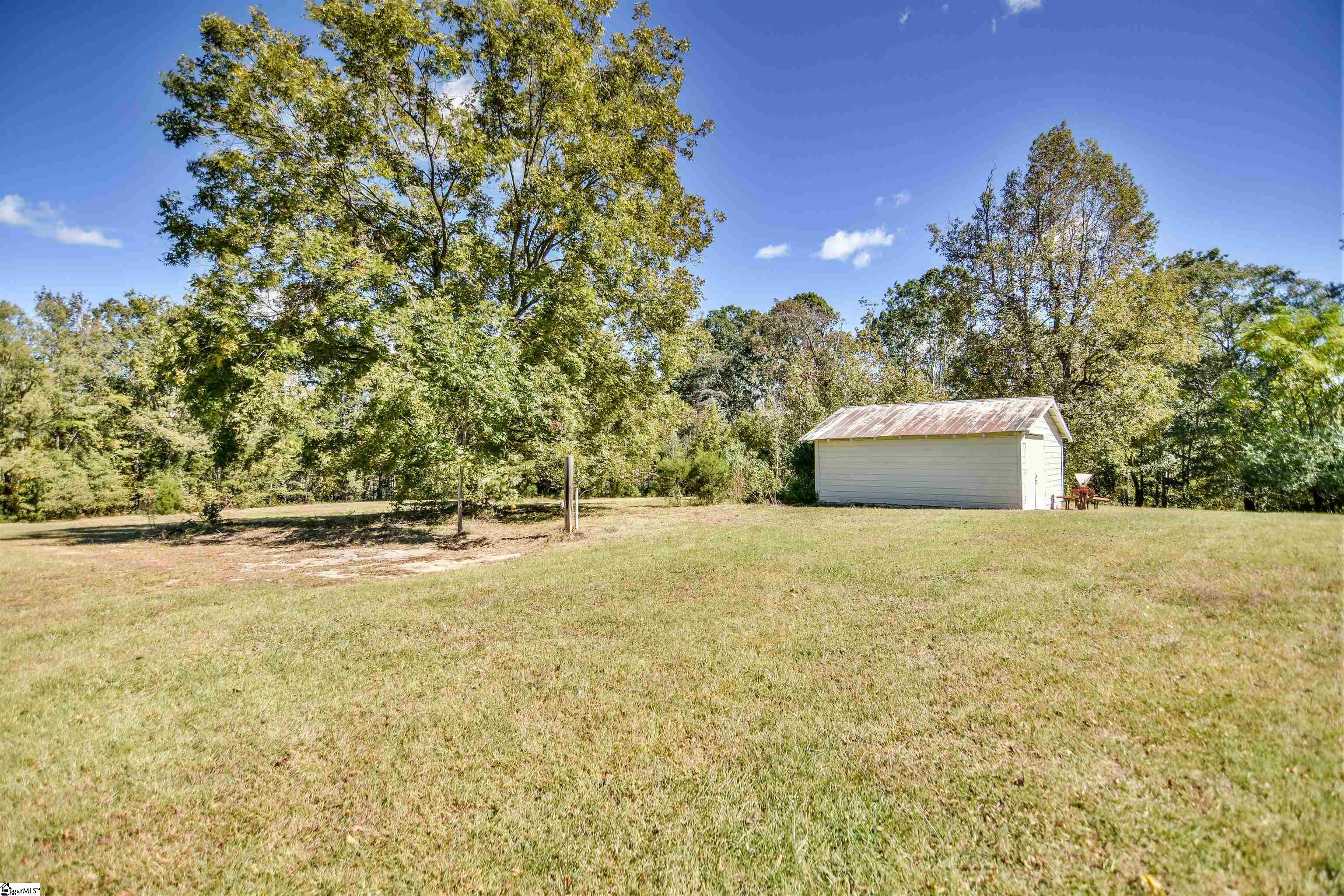 309 Hillside Church Road Fountain Inn, SC 29644 - Photo 5 of 44 Gallery Image 5