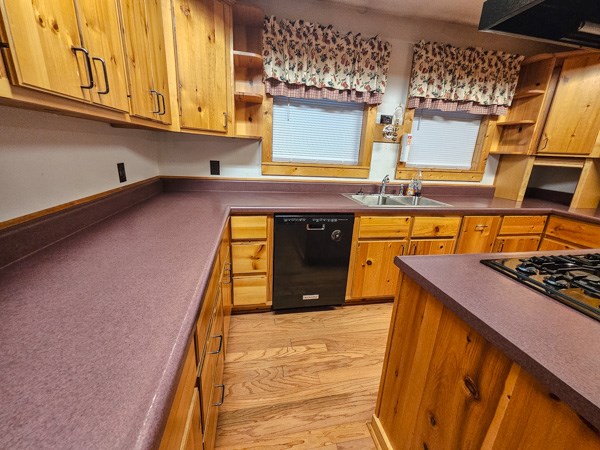 1705 Homer Wright Road Talking Rock, GA 30175 - Photo 85 of 98 a kitchen with stainless steel appliances granite countertop a stove and a microwave