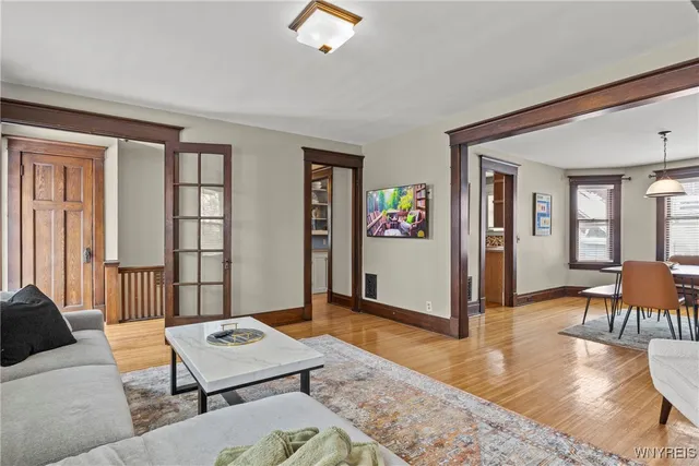 $2,500 | 365 West Utica Street, Buffalo, NY 14222