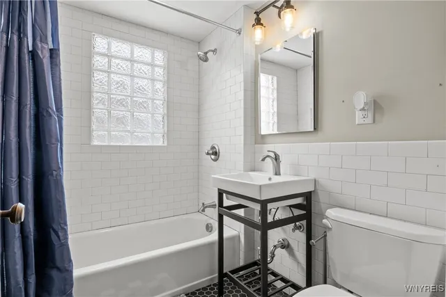 $2,500 | 365 West Utica Street, Buffalo, NY 14222