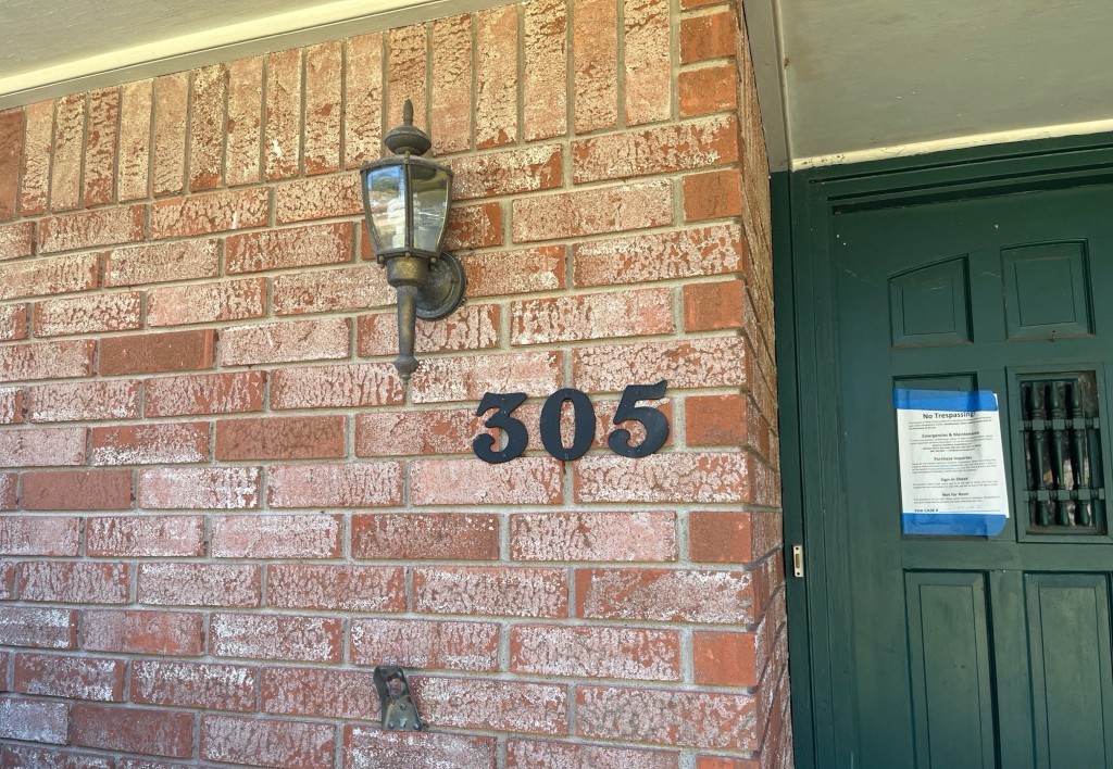 305 Leonard Street Angleton, TX 77515 - Photo 2 of 12