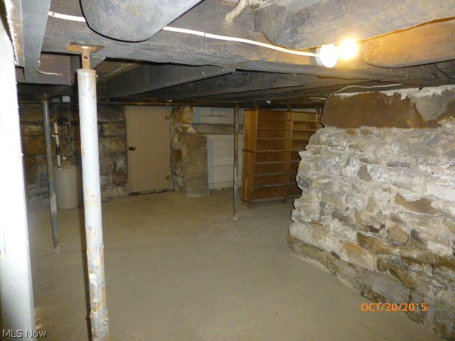 240 South Chillicothe Road Aurora, OH 44202 - Photo 5 of 23