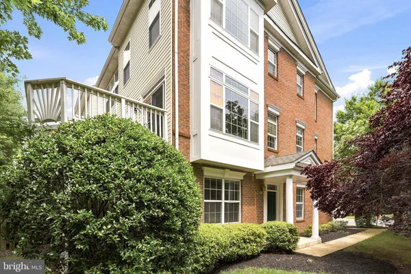 $3,050 | 20423 Trails End Terrace, Ashburn, VA 20147