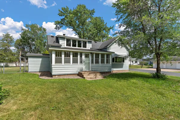 $325,000 | 387 2nd Street South, Bayport, MN 55003