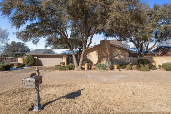 $399,900 | 1701 Carter Drive, Brownfield, TX 79316