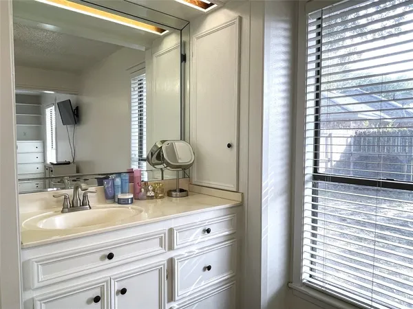 $277,000 | 3 Circle Drive, Teague, TX 75860