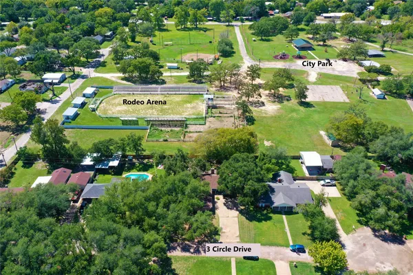 $277,000 | 3 Circle Drive, Teague, TX 75860