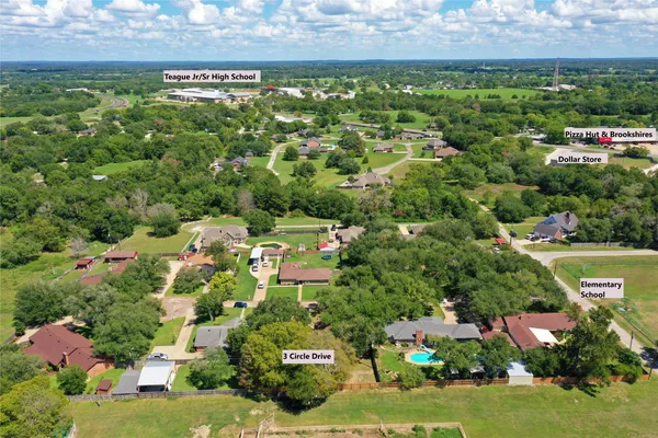 $277,000 | 3 Circle Drive, Teague, TX 75860