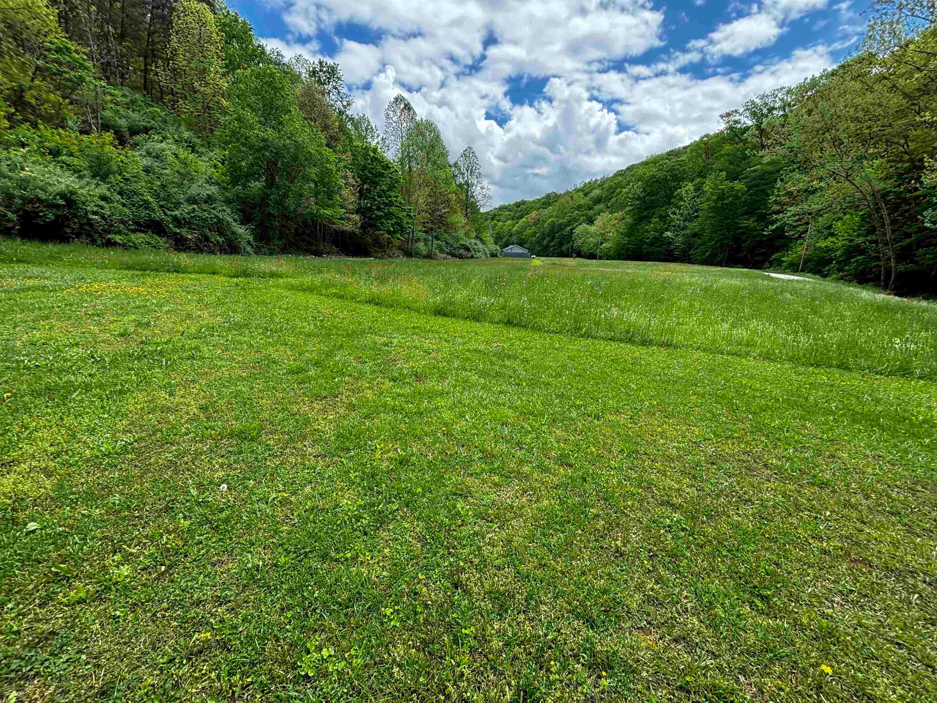 5879 Hickory Ridge Road Salt Rock, WV 25559 - Photo 9 of 12 Gallery Image 9