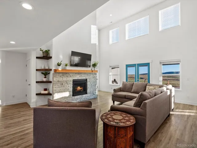 $859,900 | 16471 South Essex Road, Platteville, CO 80651