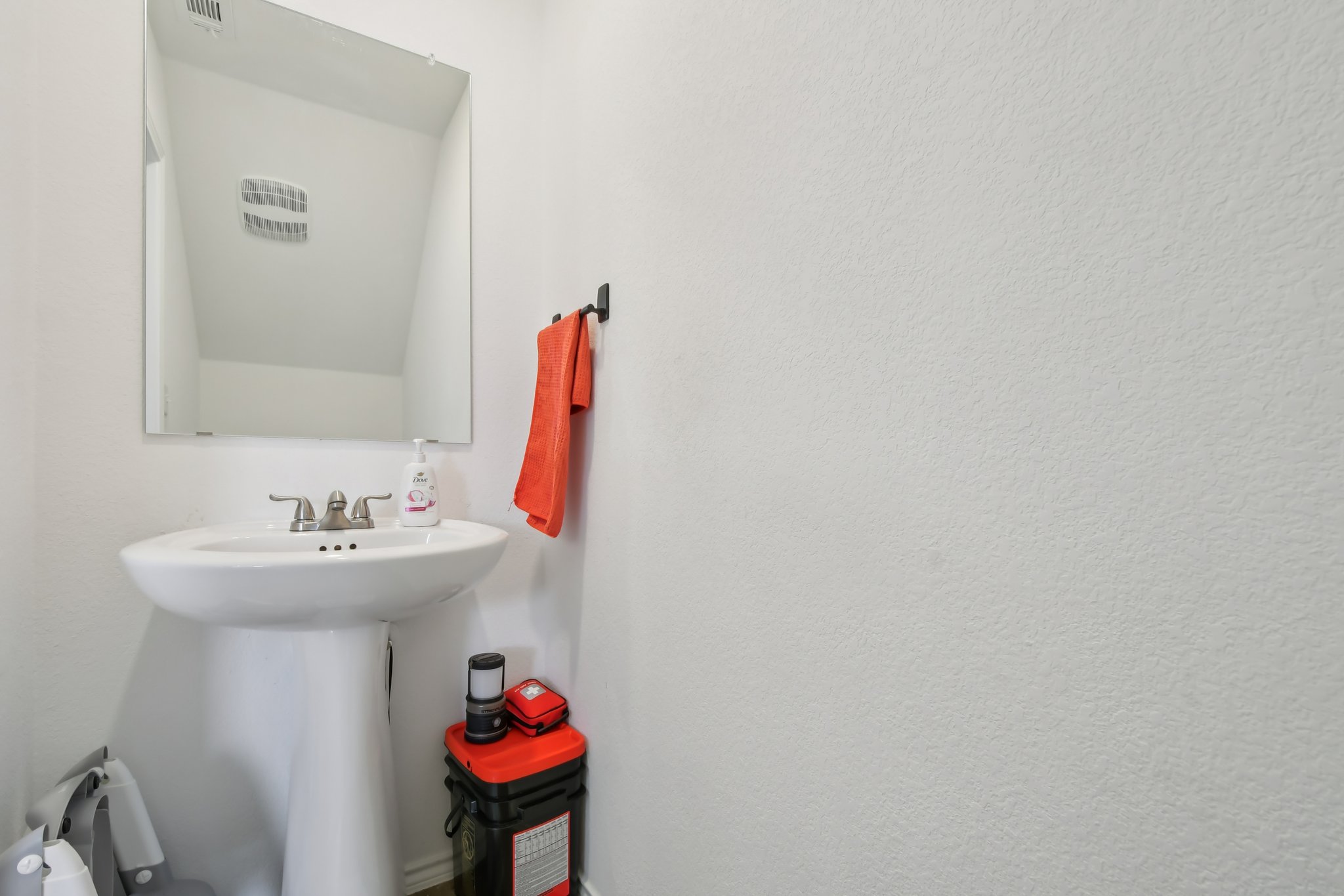 14116 Mussel Run Elgin, TX 78621 - Photo 29 of 40 Bathroom featuring a sink