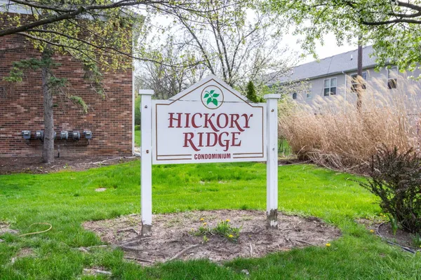 $119,900 | 23418 Middlebelt Road, Unit 10, Farmington, MI 48336