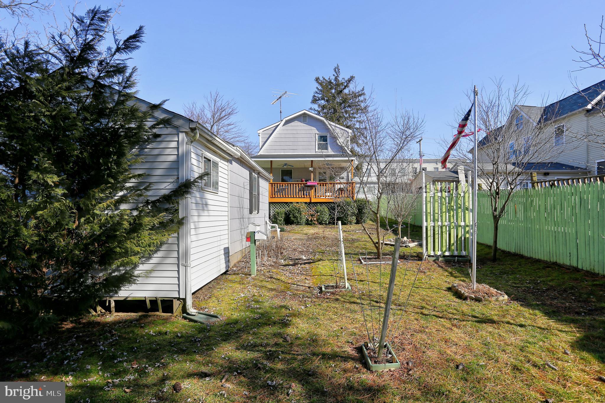 1114 Haverhill Road Baltimore, MD 21229 - Photo 12 of 32 Gallery Image 12
