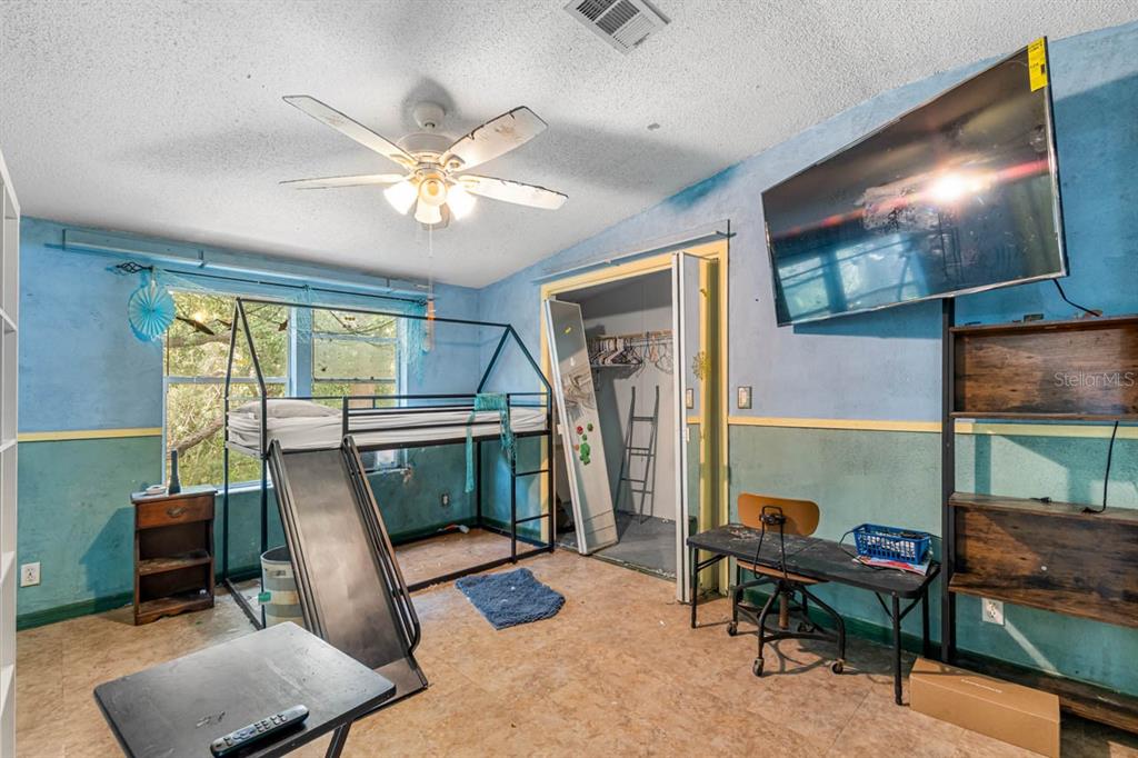 12730 Bullfrog Creek Road Gibsonton, FL 33534 - Photo 27 of 41