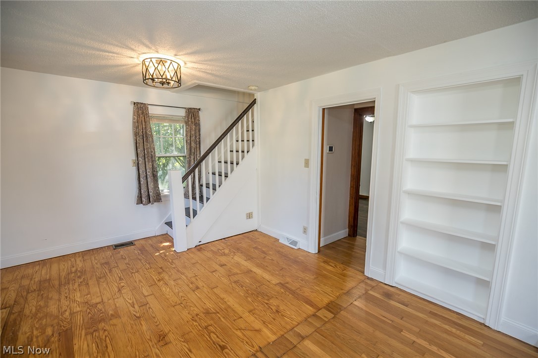 644 East Smith Road Medina, OH 44256 - Photo 11 of 30 Gallery Image 11