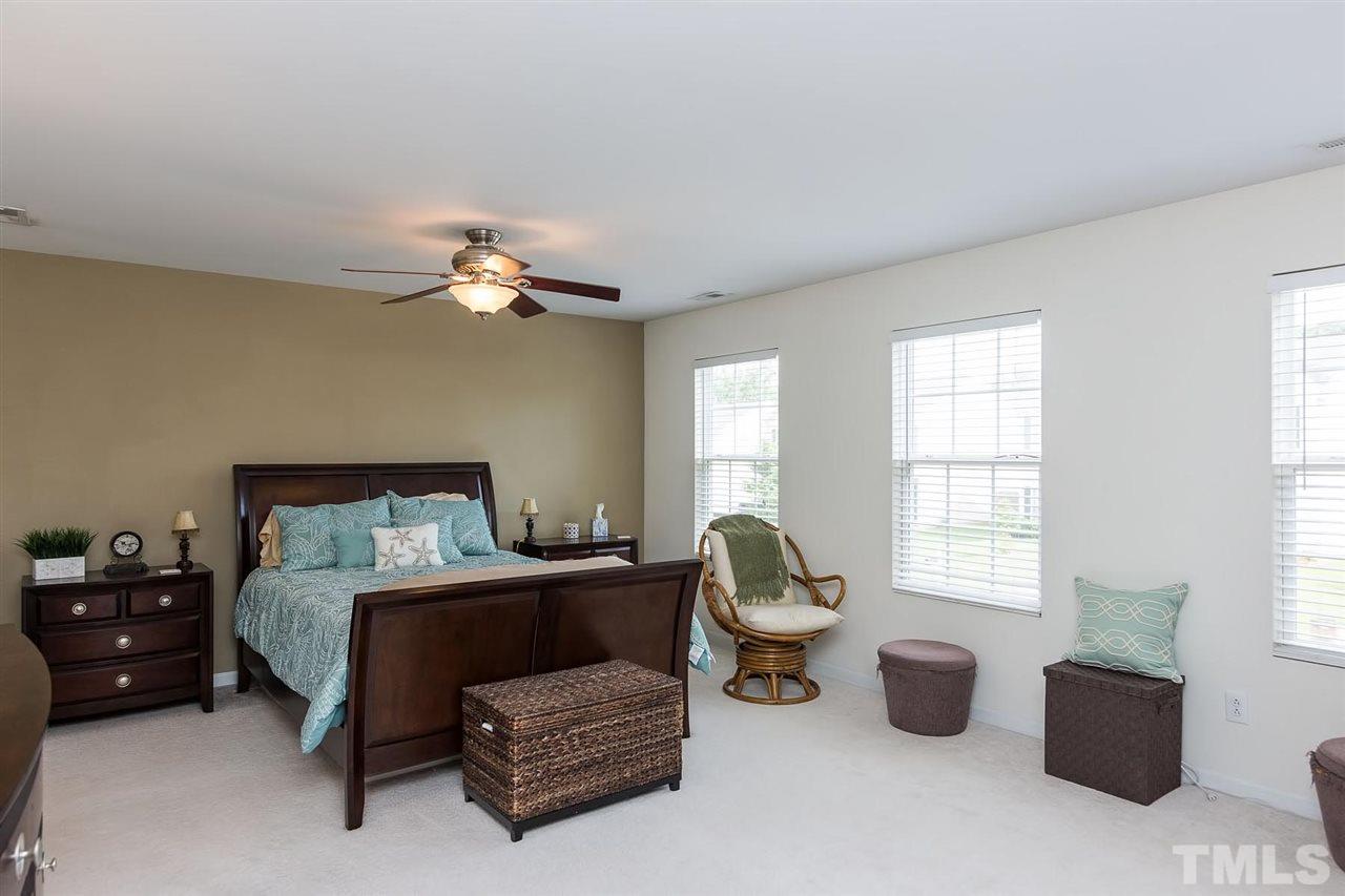 829 Stackhurst Way Wake Forest, NC 27587 - Photo 13 of 19 Gallery Image 13