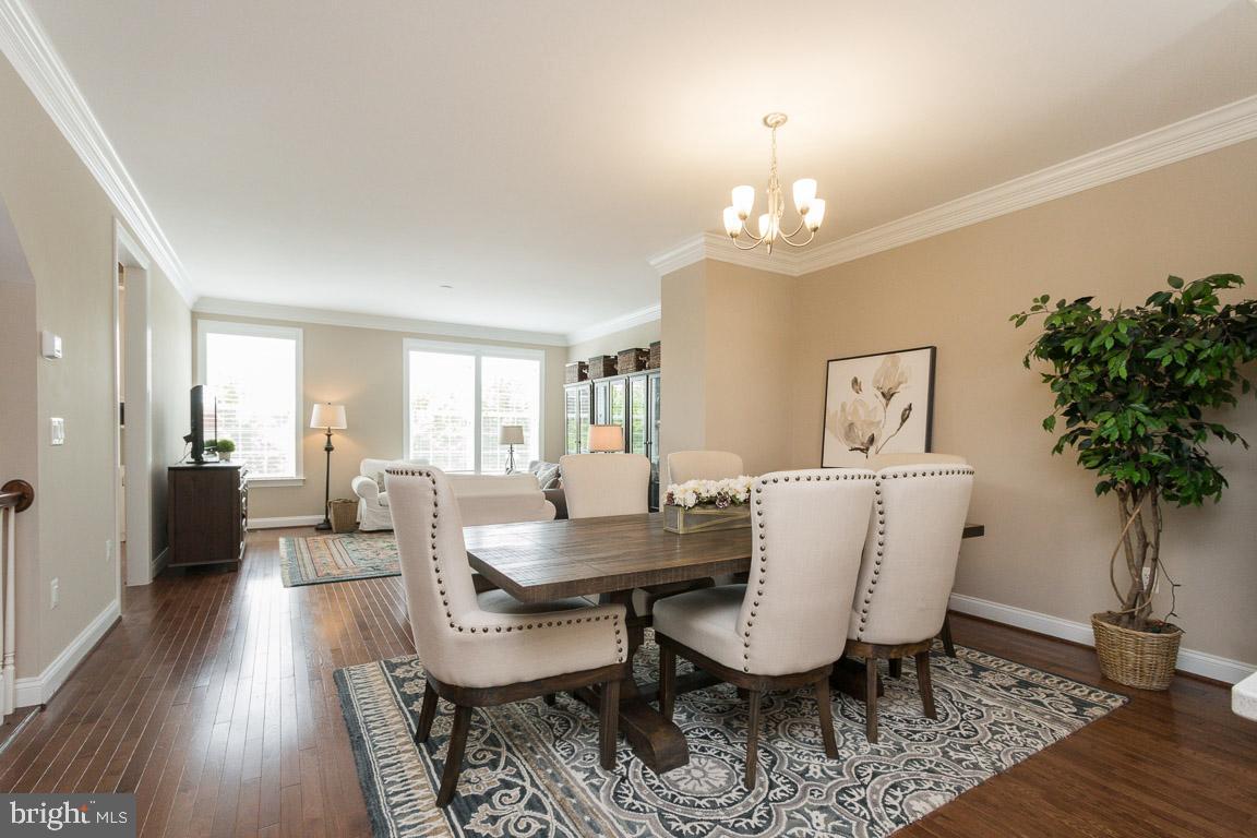 16040 Madison Ridge Place Gainesville, VA 20155 - Photo 16 of 33 Gallery Image 16