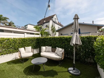 $2,795,000 | 822 Seagirt Court, San Diego, CA 92109