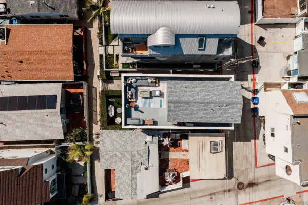 $2,795,000 | 822 Seagirt Court, San Diego, CA 92109