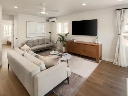 $2,795,000 | 822 Seagirt Court, San Diego, CA 92109