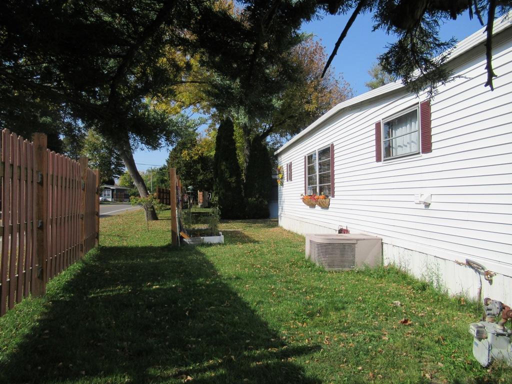246 North Orchard Island Road, Unit 25 Russells Point, OH 43348 - Photo 12 of 14
