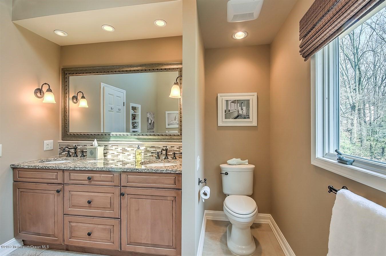 19 Laird Road Middletown, NJ 07748 - Photo 17 of 31 Master Bath