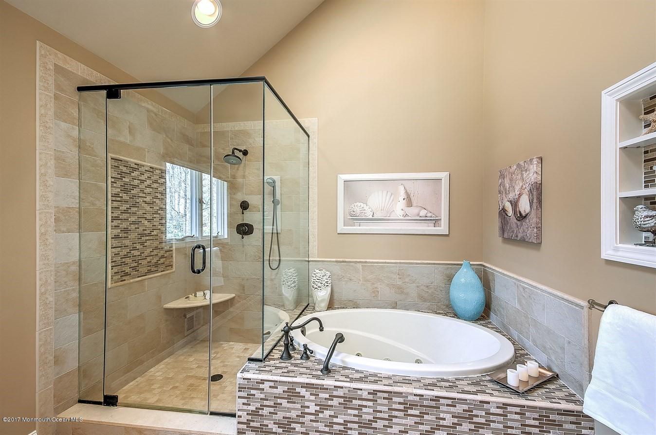 19 Laird Road Middletown, NJ 07748 - Photo 18 of 31 Master Bath