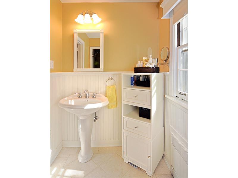 80 Quail Hill Road Fox Chapel, PA 15238 - Photo 12 of 25 Master Bath/Spa.
