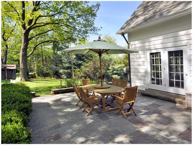 80 Quail Hill Road Fox Chapel, PA 15238 - Photo 20 of 25 Patio/Deck.