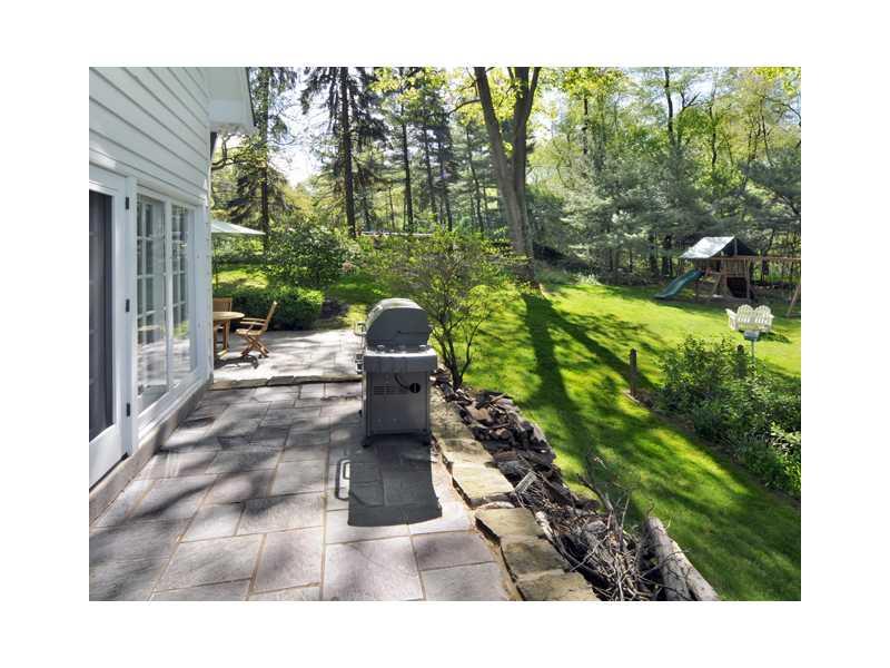 80 Quail Hill Road Fox Chapel, PA 15238 - Photo 22 of 25 Patio/Deck.