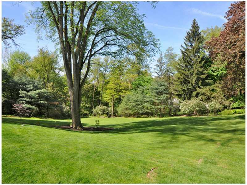 80 Quail Hill Road Fox Chapel, PA 15238 - Photo 25 of 25 Yard/Garden.