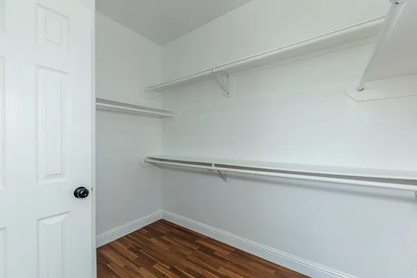 $2,100 | 3111 County Road 81, Rosharon, TX 77583