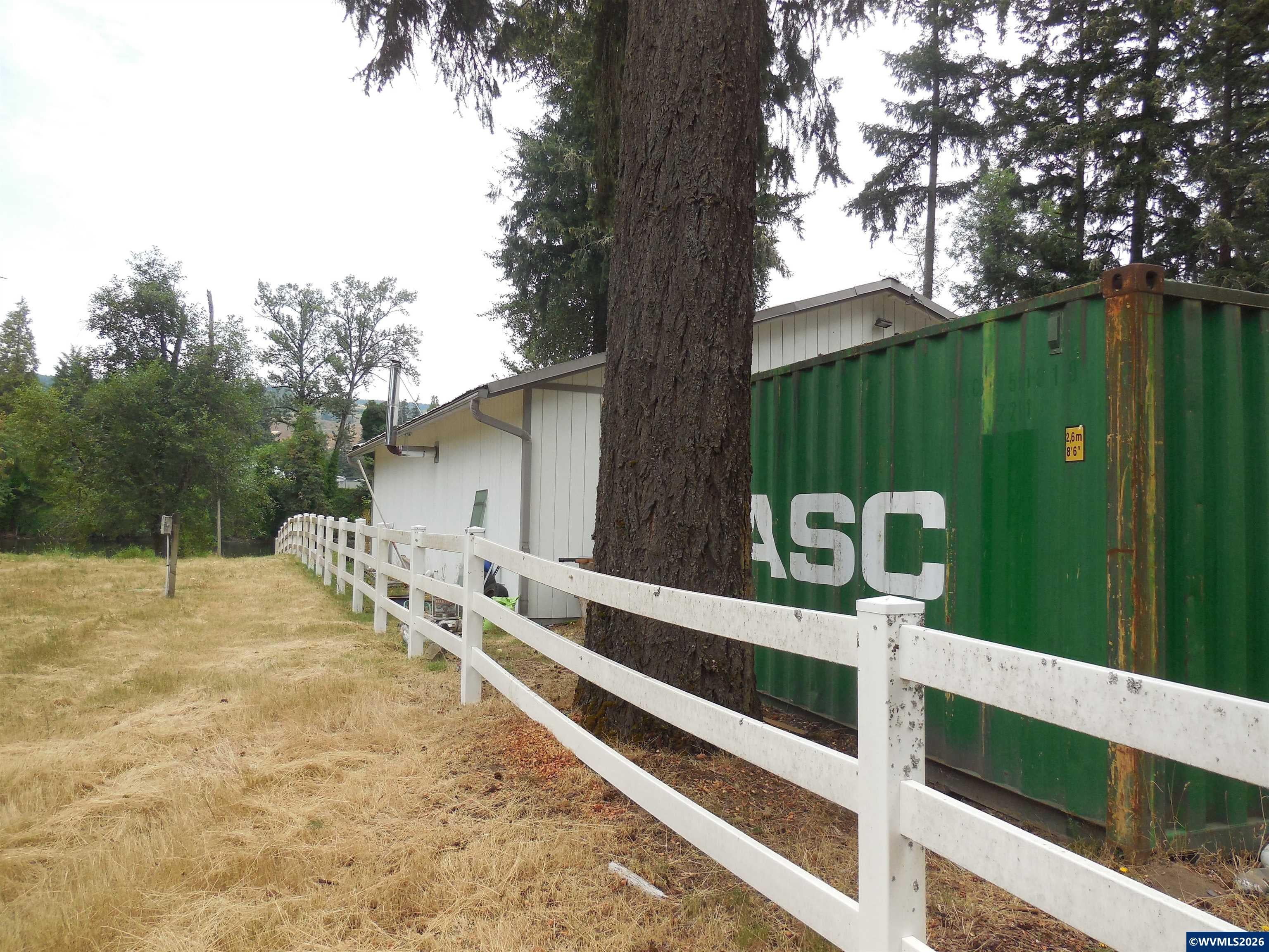 341 Locust Street Lyons, OR 97358 - Photo 9 of 22 Gallery Image 9