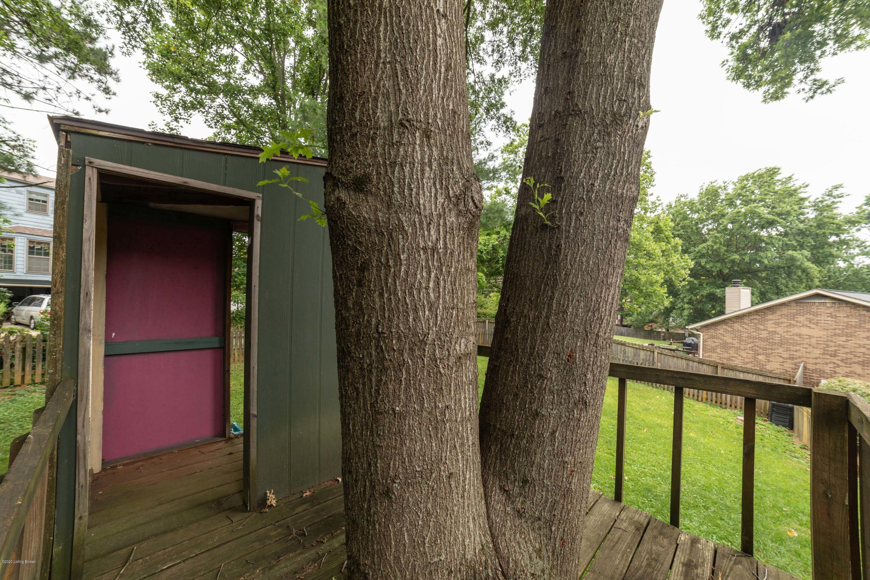 2808 Wareham Road Louisville, KY 40242 - Photo 68 of 70 Wareham068